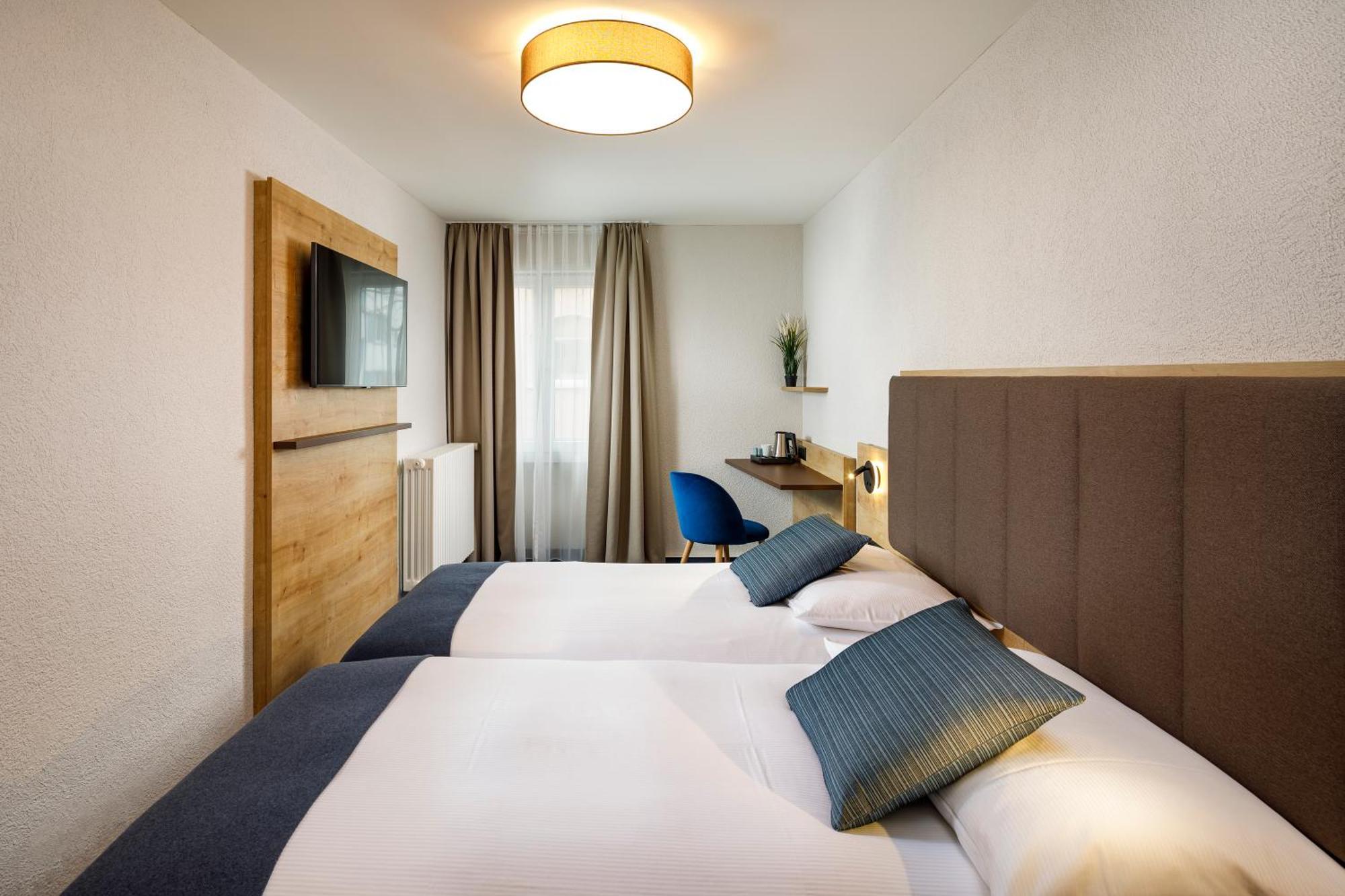 Hotel Tivoli Schlieren Exteriör bild